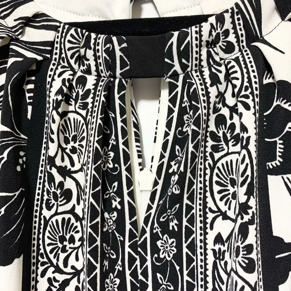 Chico’s Size 3 Marissa Jumpsuit Sleeveless Black White Graphic Floral Size XL 16 - Picture 6 of 16